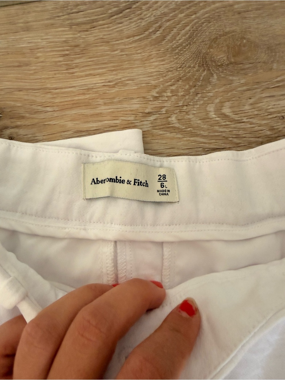 Abercrombie and fitch pants - Picture 3 of 4